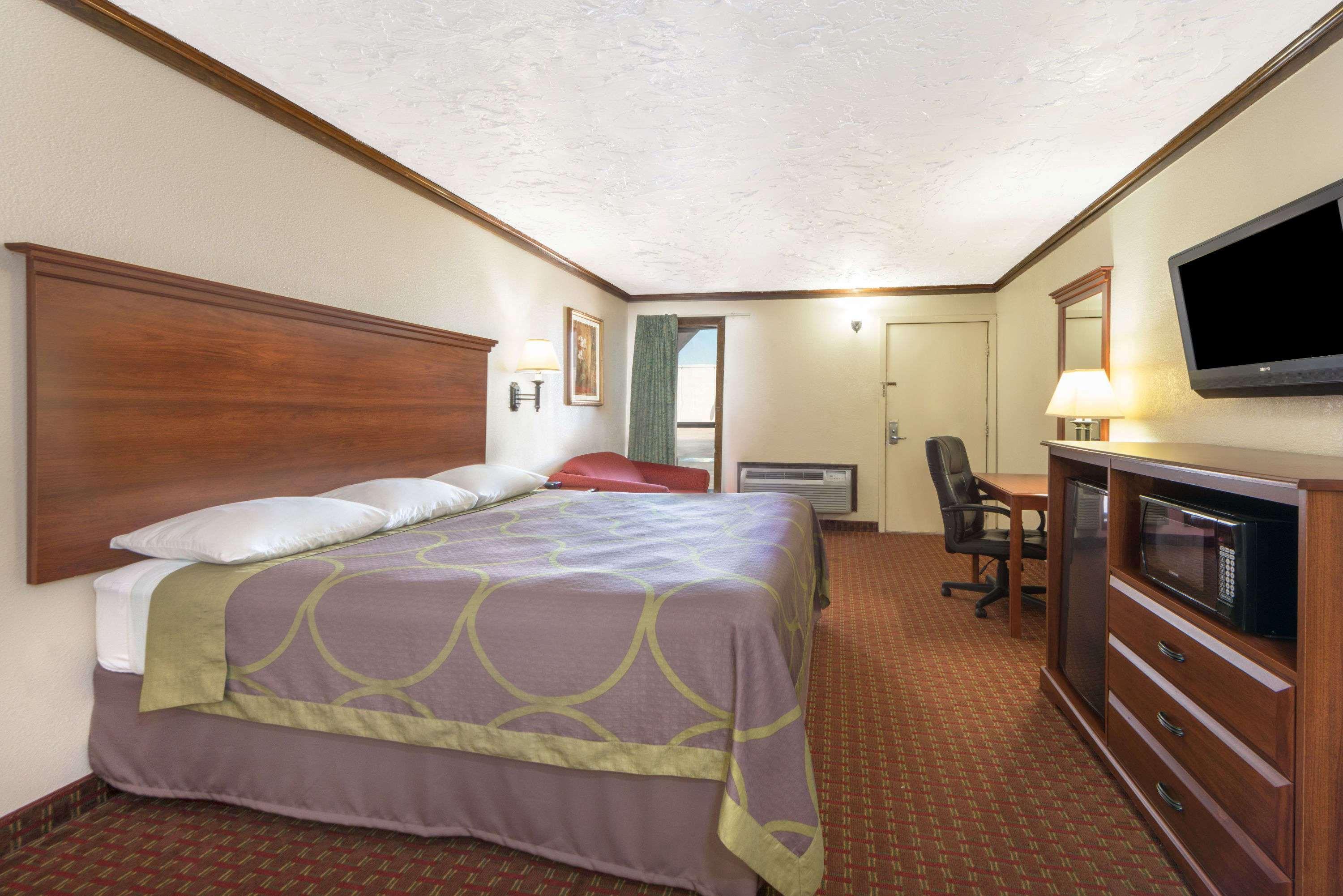 Hotel Super 8 By Wyndham Enid Exterior foto